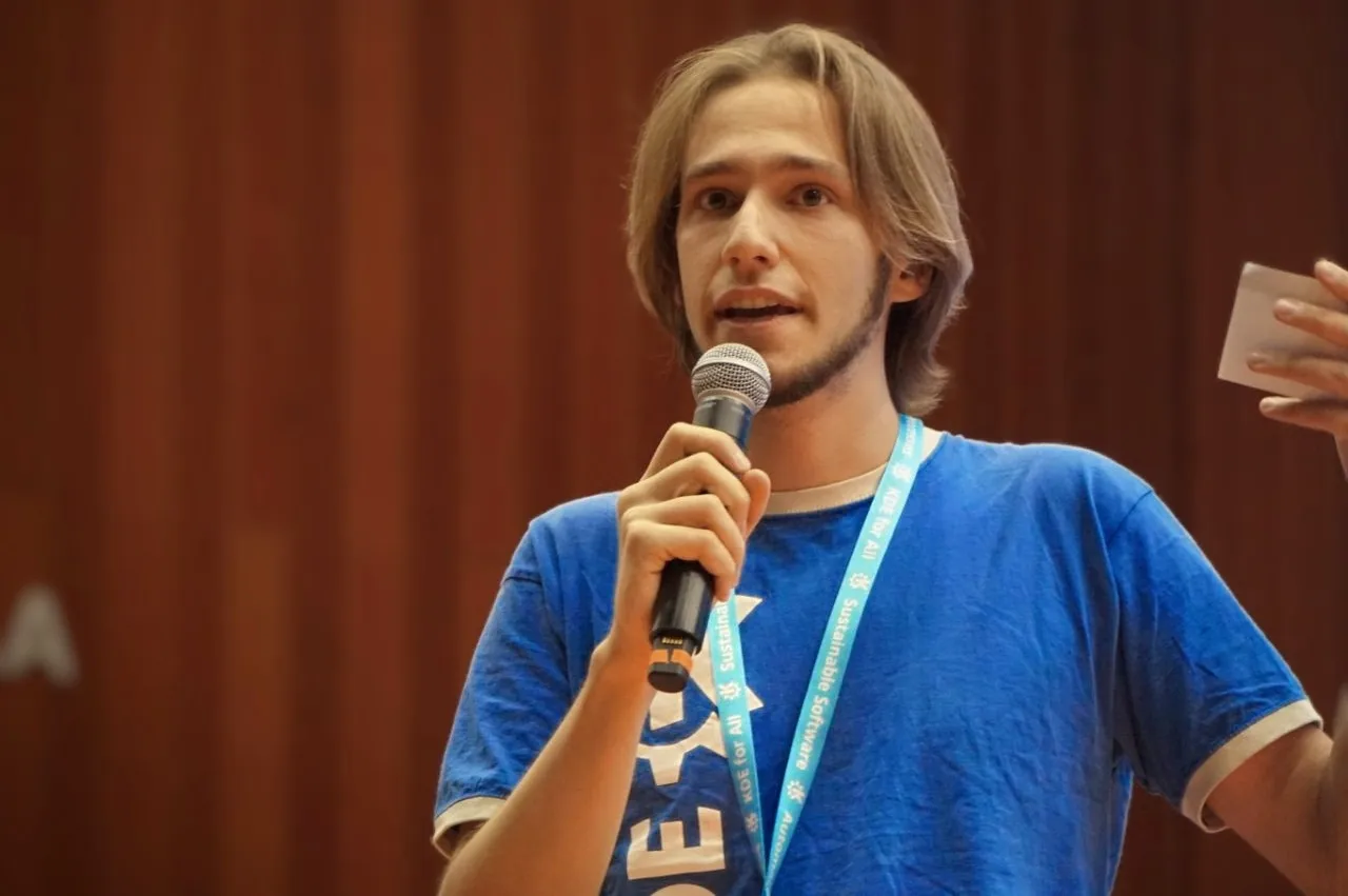 Picture from Barcelona's Akademy talk about Consistency.